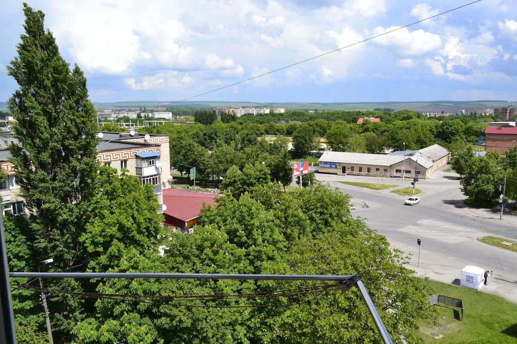 Studio Apartments Kamianets Podilskyi Bagian luar foto