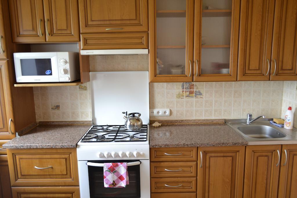 Studio Apartments Kamianets Podilskyi Ruang foto